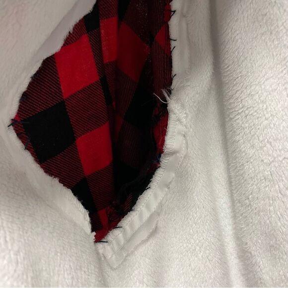[M] BC Clothing Women’s Red & Black Plaid Snap Button Shacket With Fleecy Lining - Picture 12 of 15